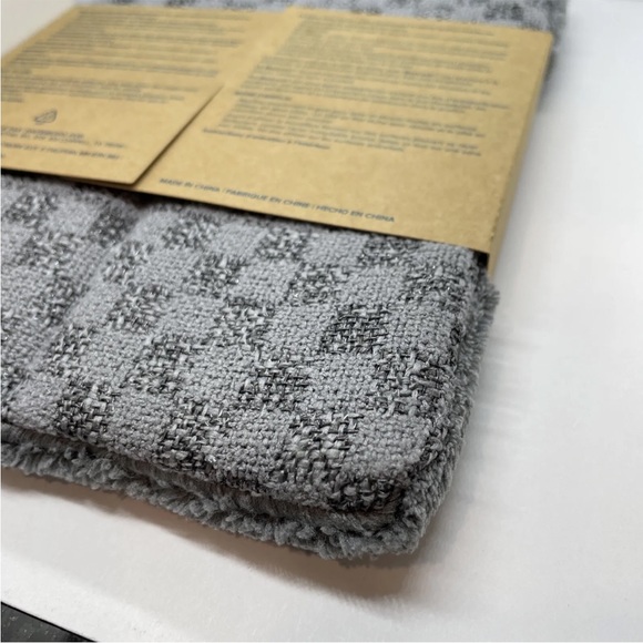 Norwex Bathroom Scrub Mitt in Graphite Brand New. - Picture 6 of 8